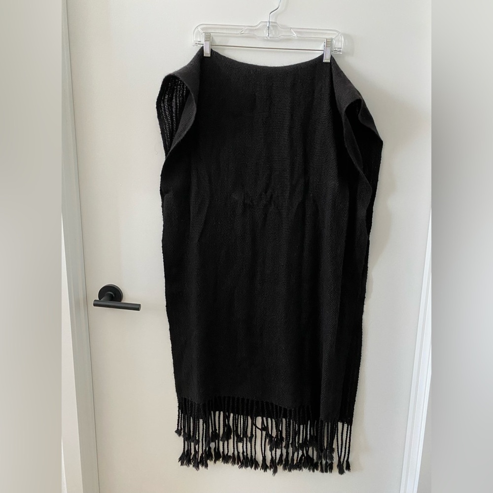 XL Black Wool scarf, artisan crafted